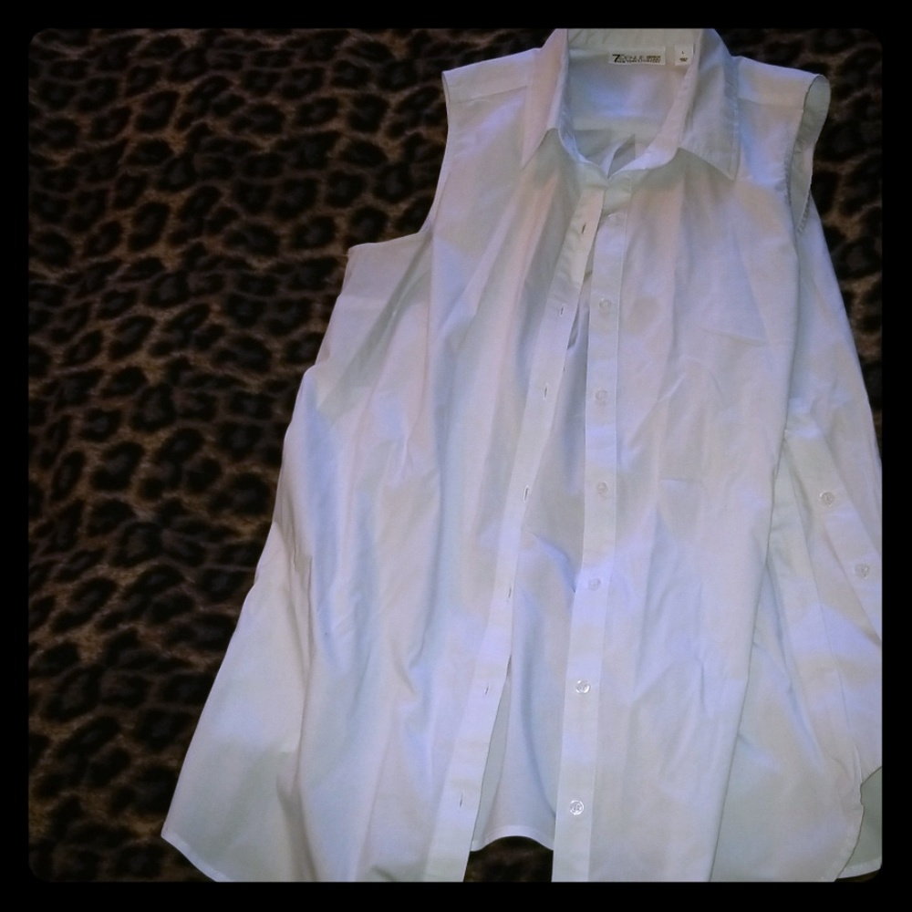 Sleeveless Blouse